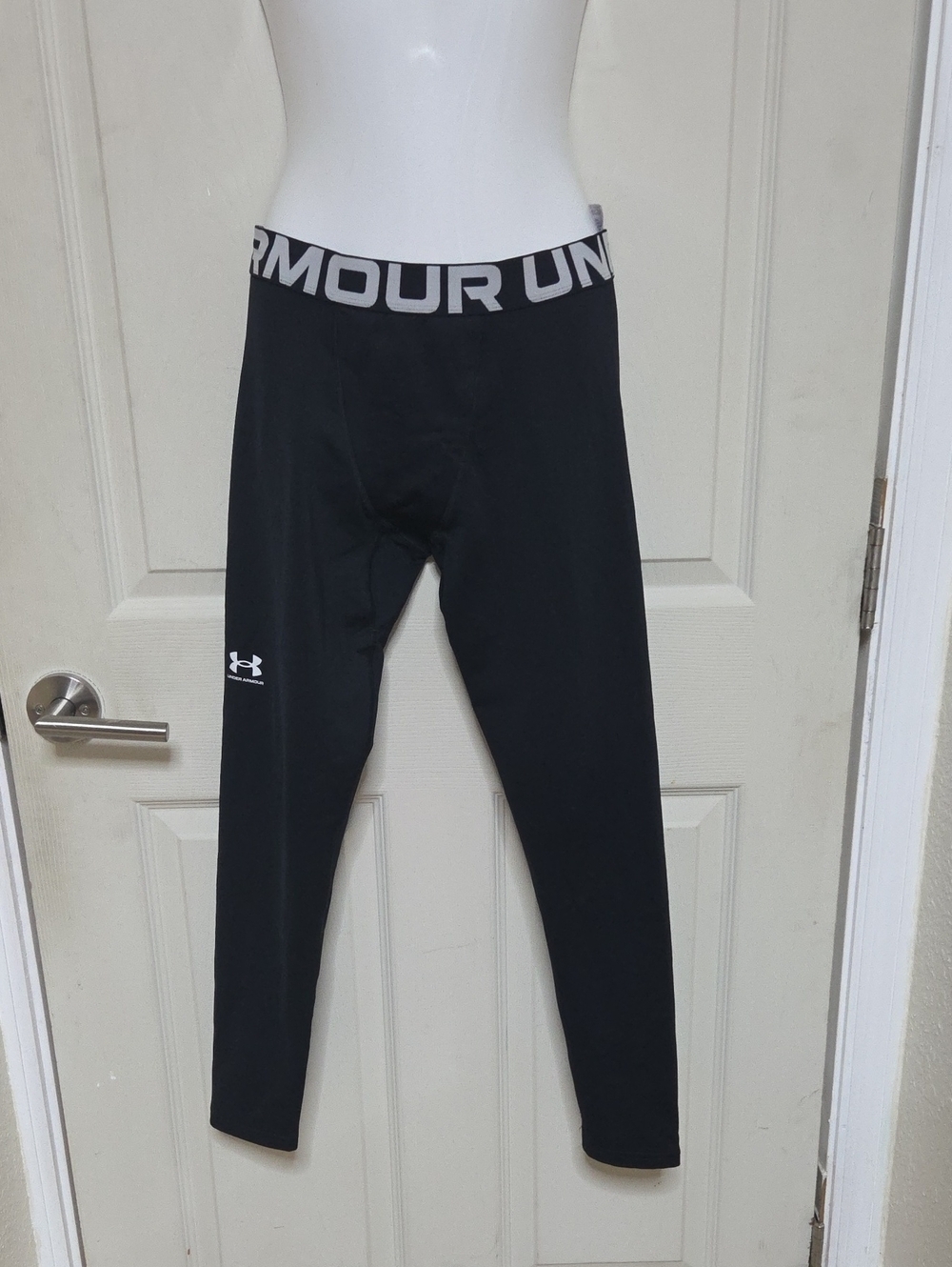 Under Armour Kids Black Logo Performance Leggings Large Sz[1984]